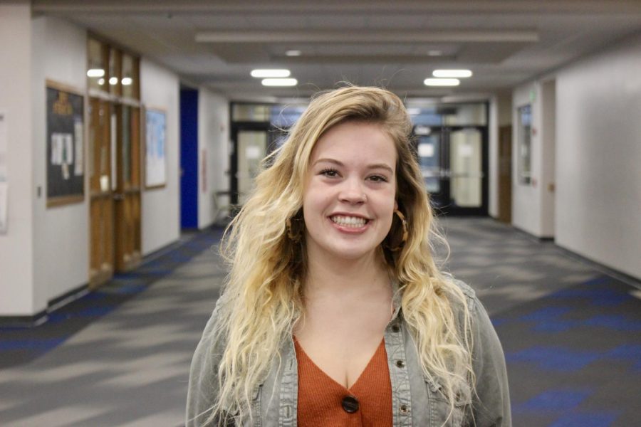 Senior Rayna Minix is the Entertainment Editor for Elkhart Memorial GENESIS. She specializes in movie reviews and opinion columns.