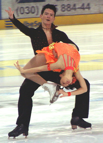 Tanja Kolbe and Paul Boll at the German junior championships 2006 in Berlin at the original dance. No modifs made. https://en.wikipedia.org/wiki/en:Creative_Commons https://creativecommons.org/licenses/by-sa/2.5/deed.en https://creativecommons.org/licenses/by-sa/2.0/deed.en https://creativecommons.org/licenses/by-sa/1.0/deed.en 