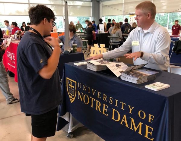 College Fair: Figuring Out One's Future In 30 Minutes