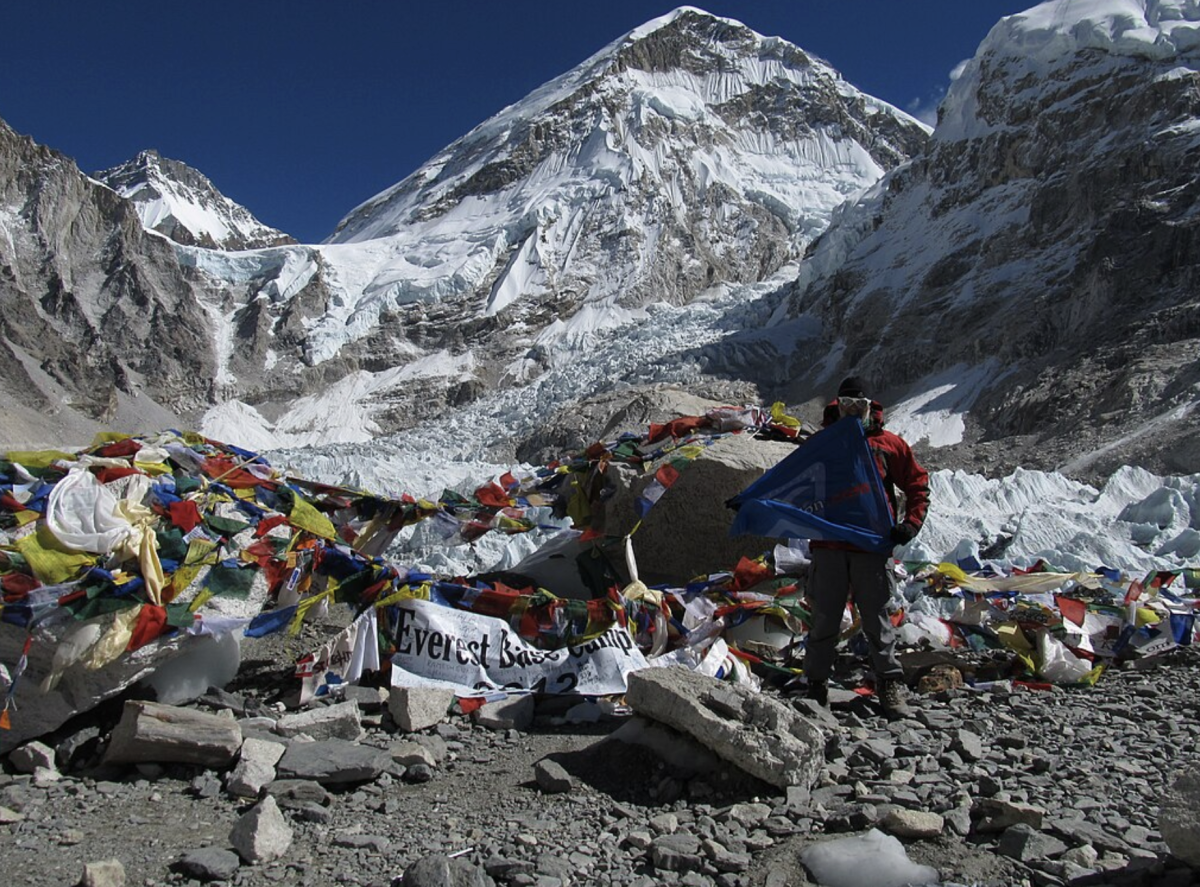 Mount Everest: Hikers Leaving Behind A Mountain Of Trash