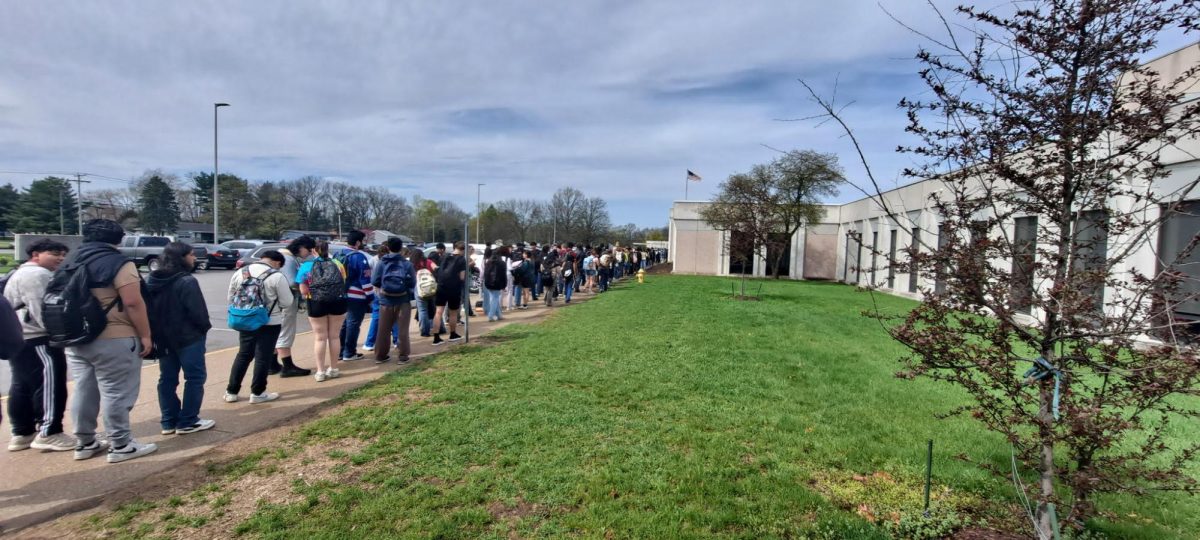 Long lines occurred when metal detectors were installed.